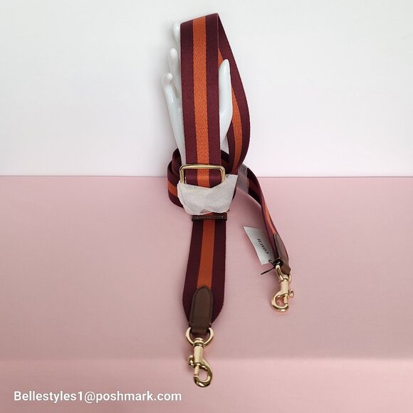 COACH Strap in Webbing Fabric with Dog-Leash Clip- Wine multi⭐ - Picture 3 of 14
